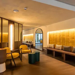 https://onix-fira.topbarcelonahotels.com